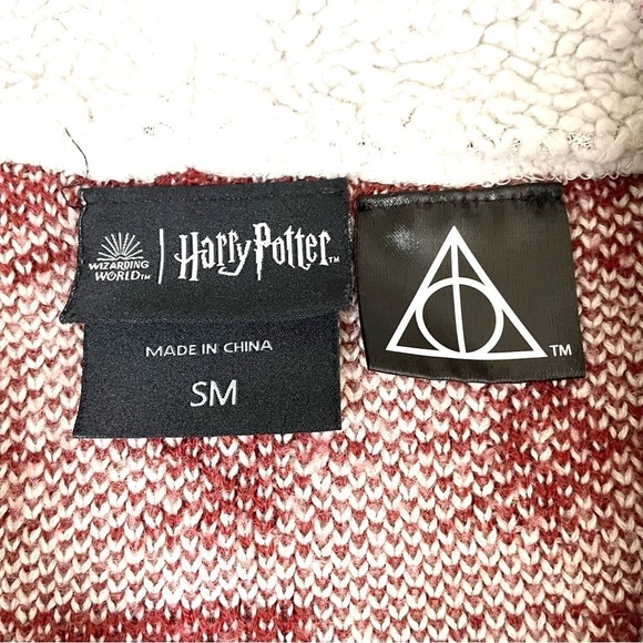 Harry Potter Fair Isle Sherpa Hooded Open Cardigan - Picture 11 of 16